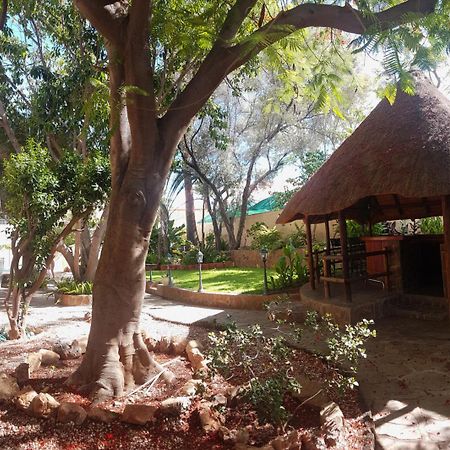 ווינדהוק Hotel Pension Steiner מראה חיצוני תמונה