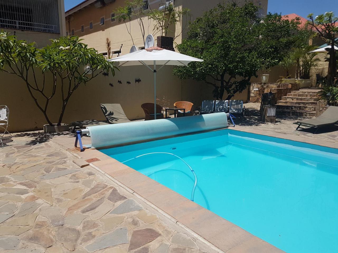 ווינדהוק Hotel Pension Steiner מראה חיצוני תמונה