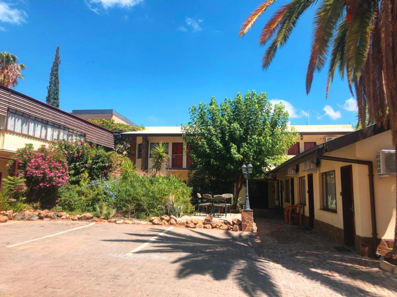ווינדהוק Hotel Pension Steiner מראה חיצוני תמונה