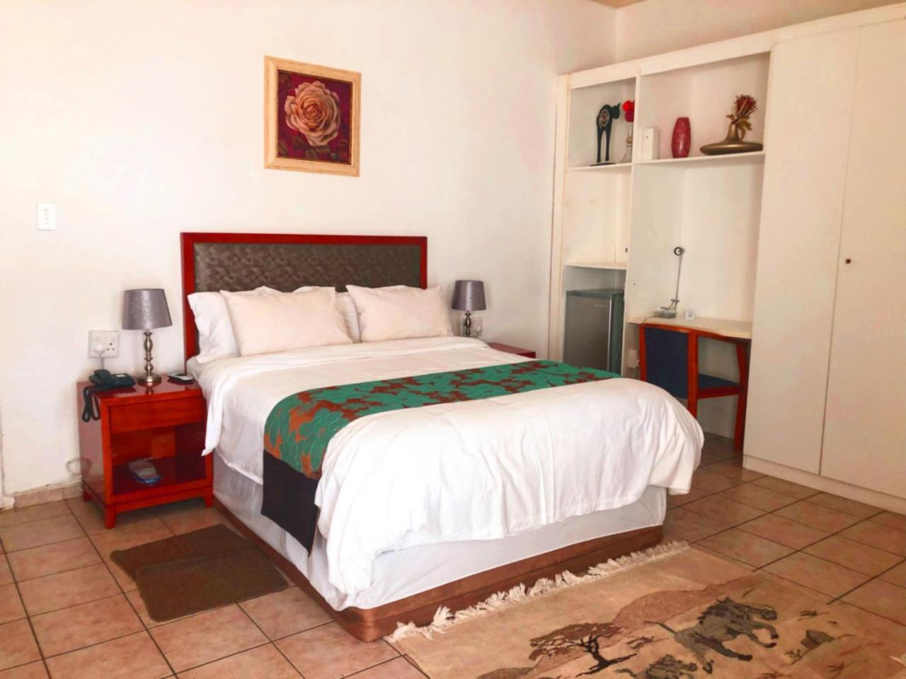 ווינדהוק Hotel Pension Steiner מראה חיצוני תמונה