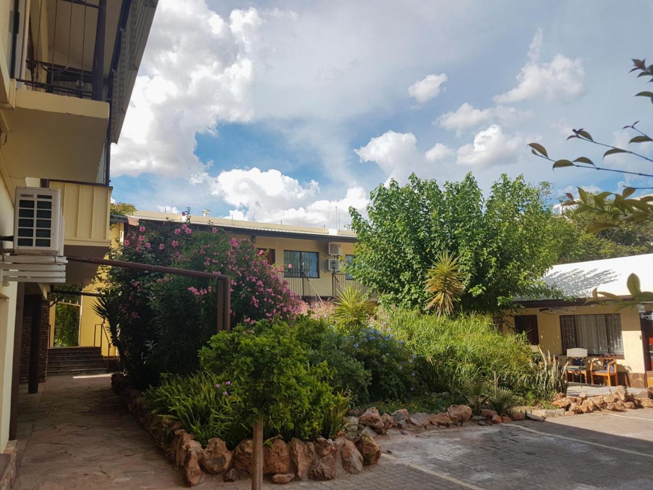 ווינדהוק Hotel Pension Steiner מראה חיצוני תמונה