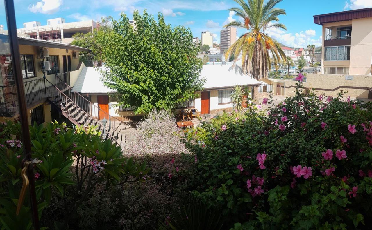 ווינדהוק Hotel Pension Steiner מראה חיצוני תמונה