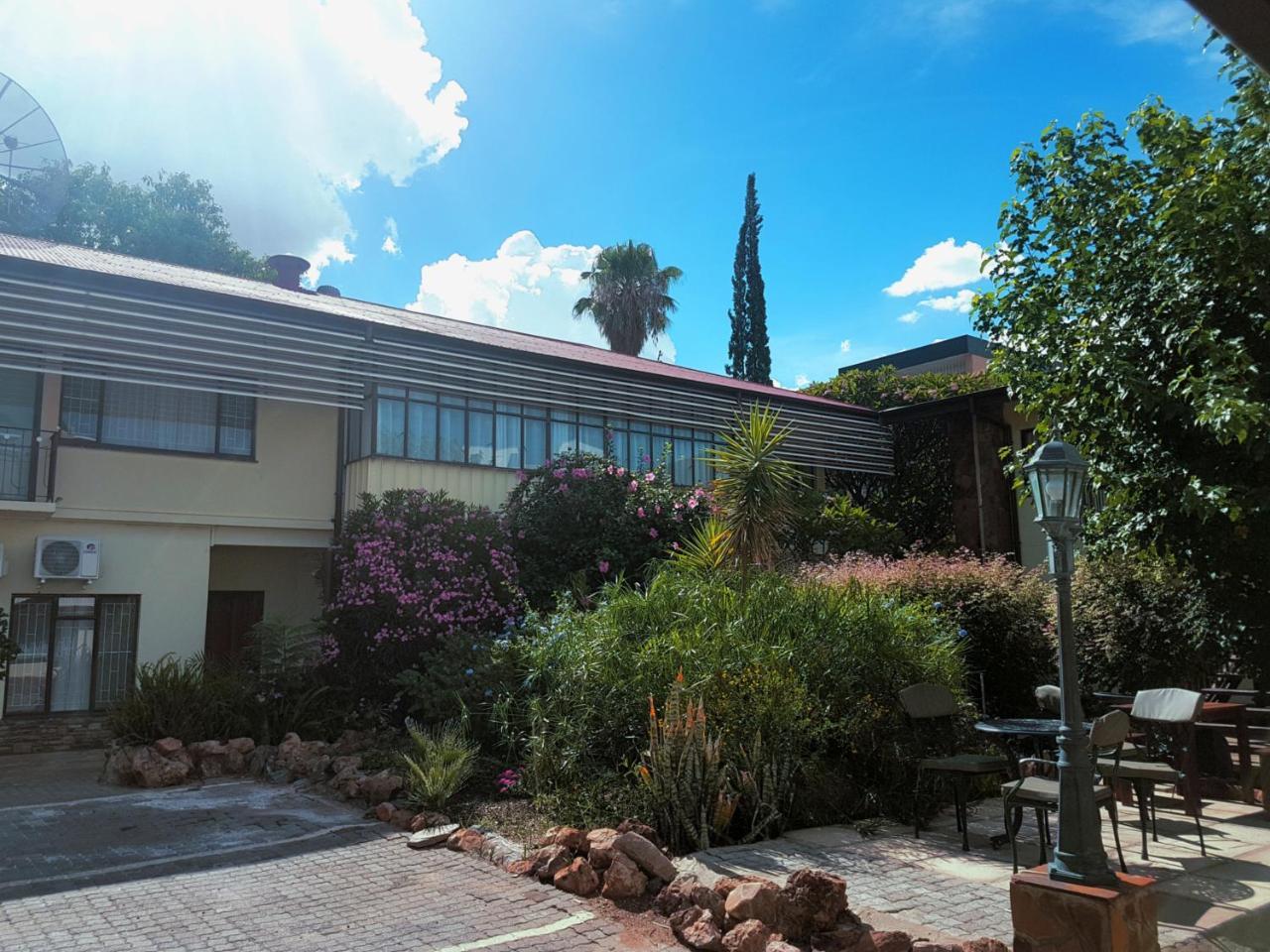 ווינדהוק Hotel Pension Steiner מראה חיצוני תמונה